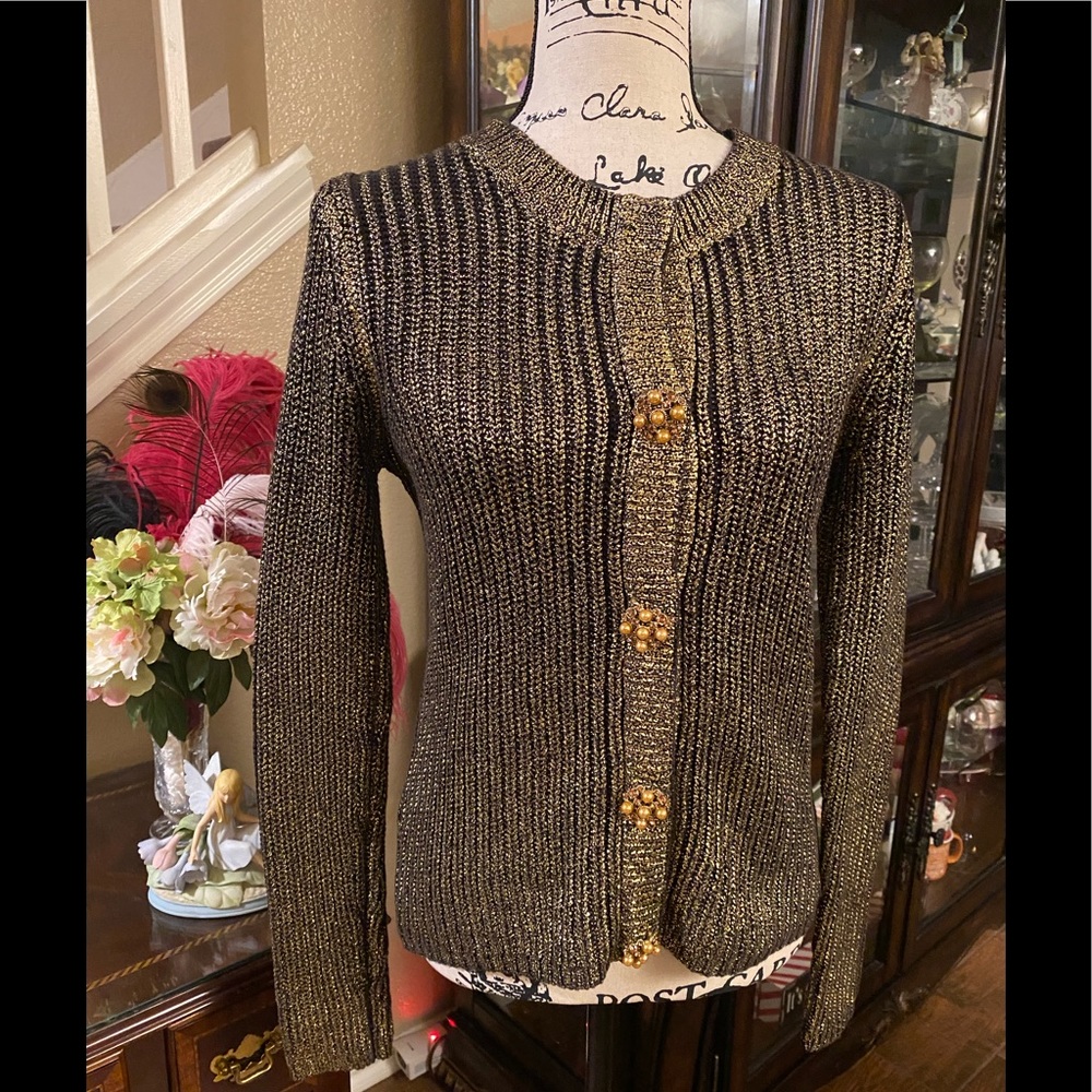 Gorgeous gold and black sweater